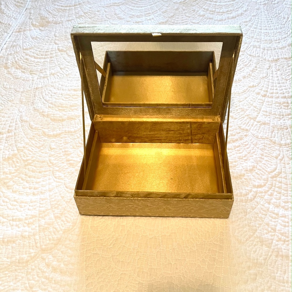 Jewelry box - Picture 5 of 7
